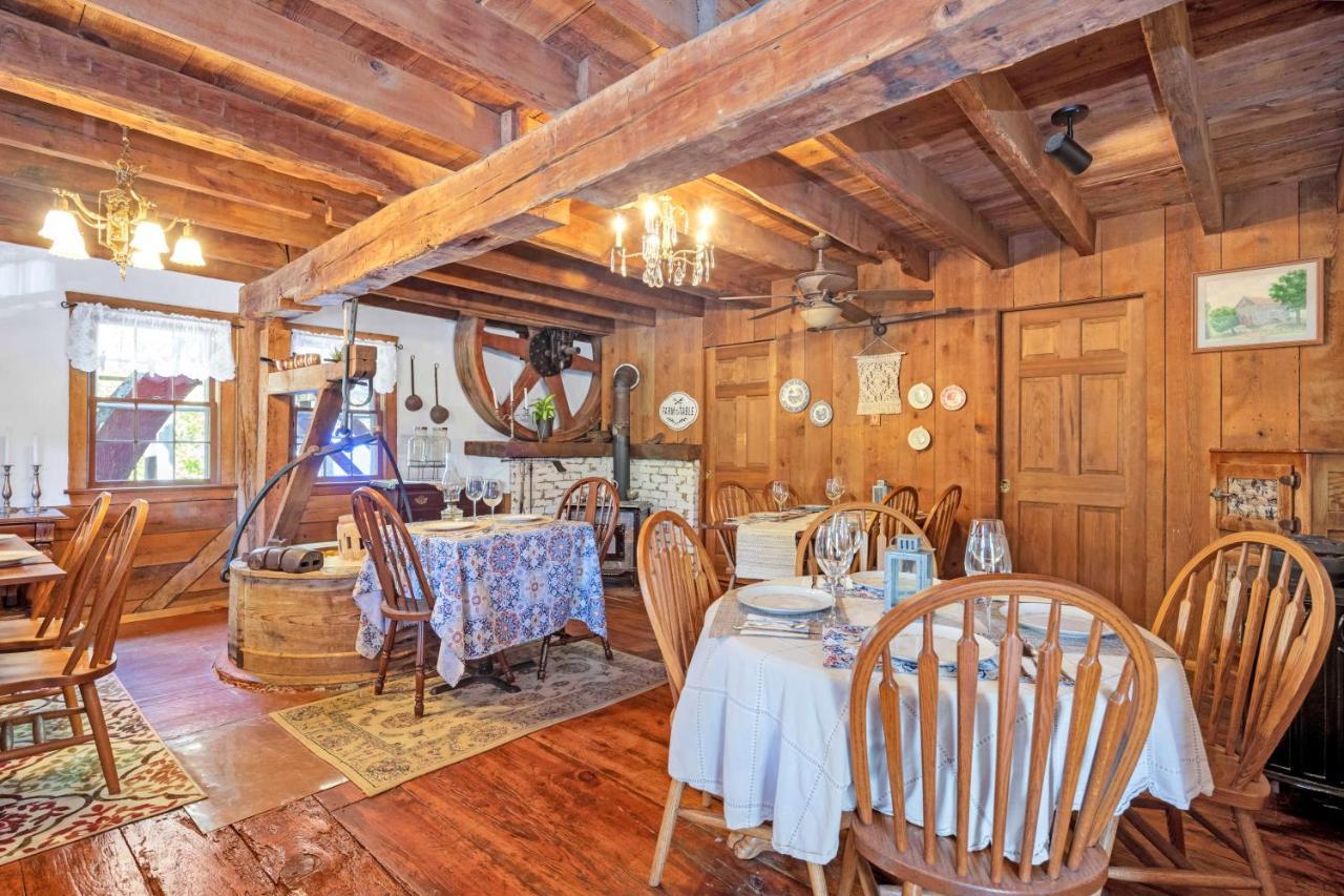 Osceola Mill Dining & Lodging Steeles Tavern ภายนอก รูปภาพ