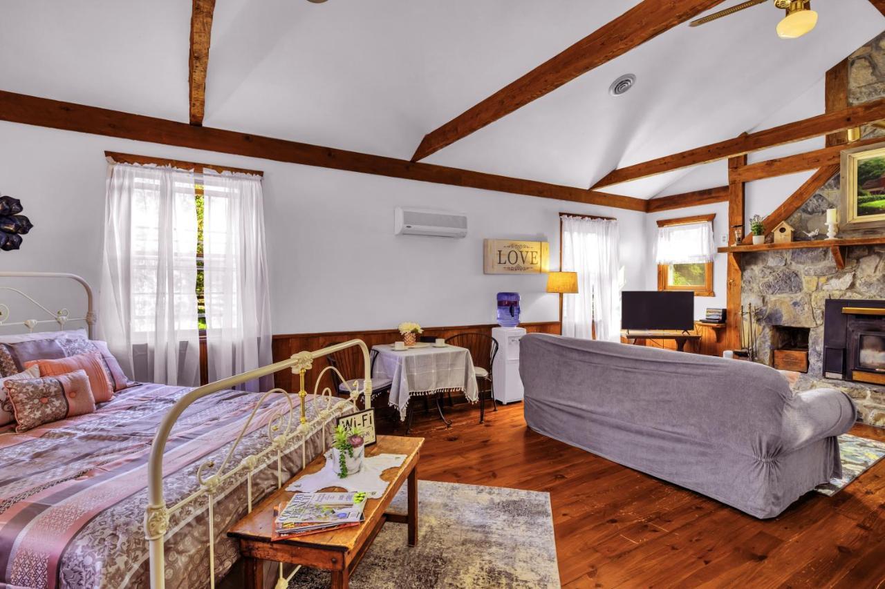 Osceola Mill Dining & Lodging Steeles Tavern ภายนอก รูปภาพ