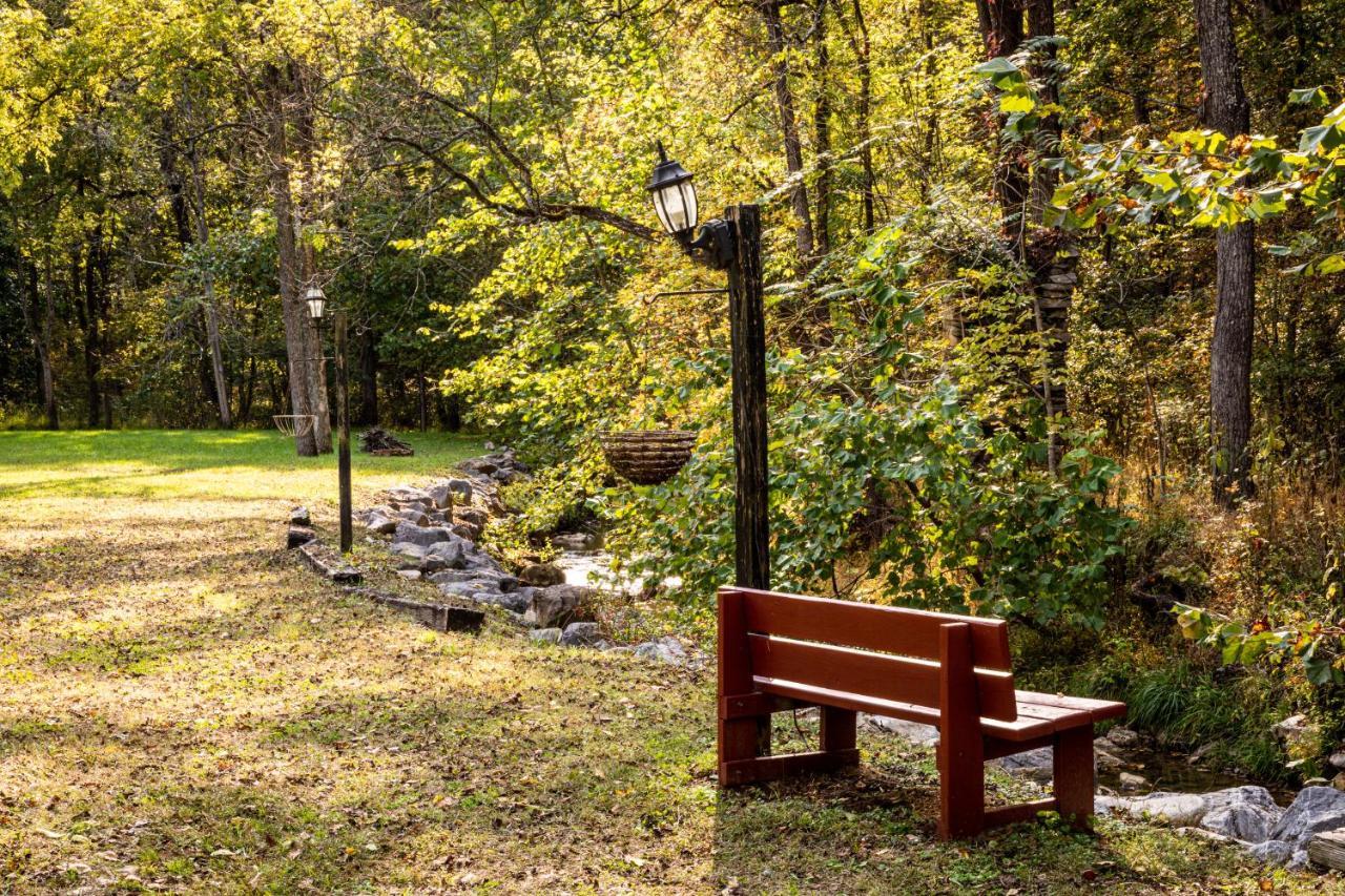 Osceola Mill Dining & Lodging Steeles Tavern ภายนอก รูปภาพ
