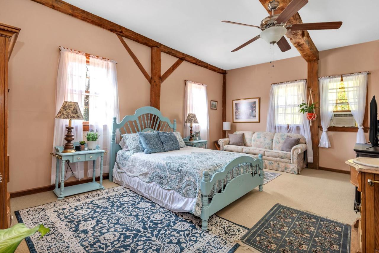 Osceola Mill Dining & Lodging Steeles Tavern ภายนอก รูปภาพ