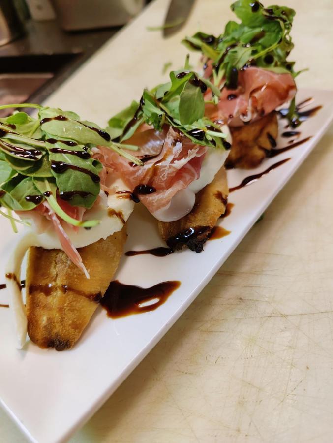 Osceola Mill Dining & Lodging Steeles Tavern ภายนอก รูปภาพ